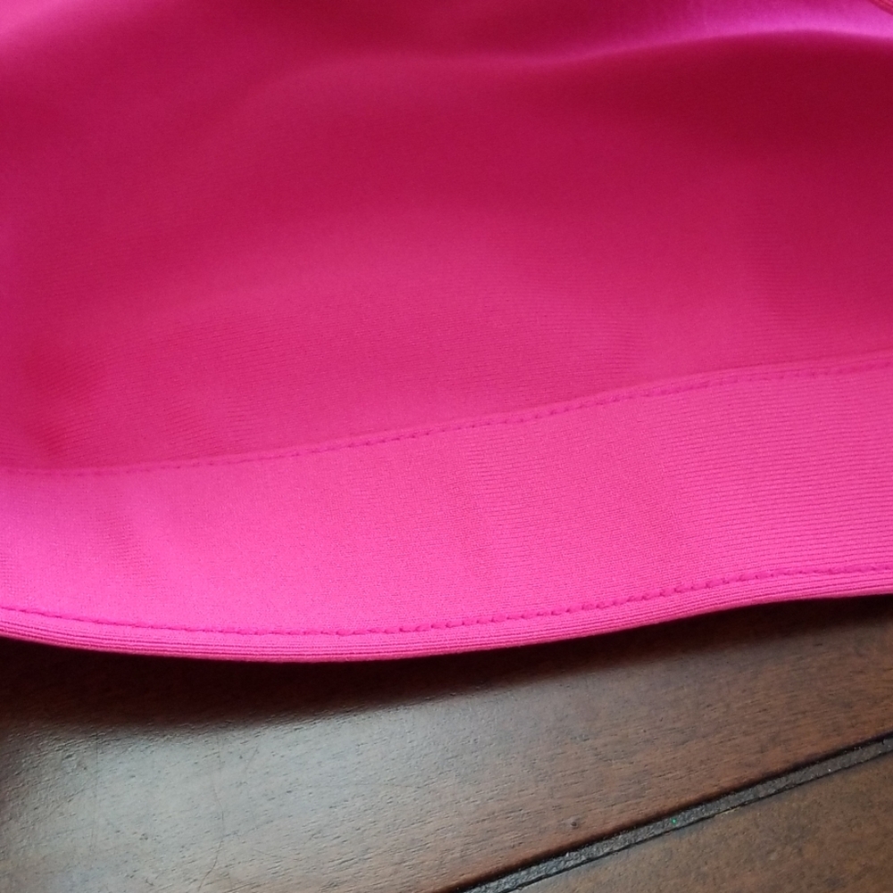 UNDER ARMOUR ๐ HEAT GEAR SPORTS BRA - Picture 6 of 8